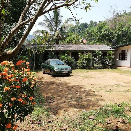 Leaf Guest House Gampola Dış mekan fotoğraf